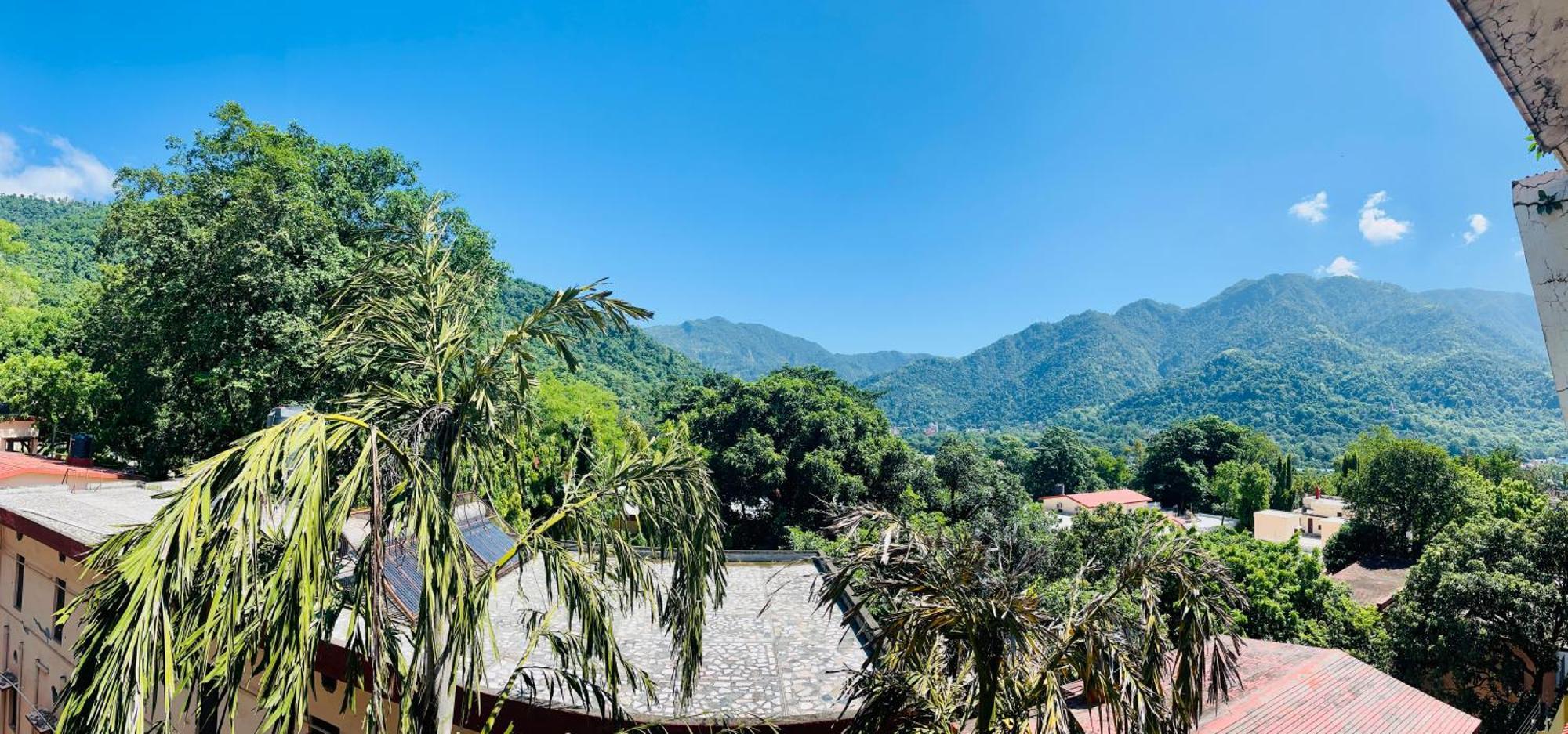 Ganga Vatika Boutique Hotel, Rishikesh Exterior photo