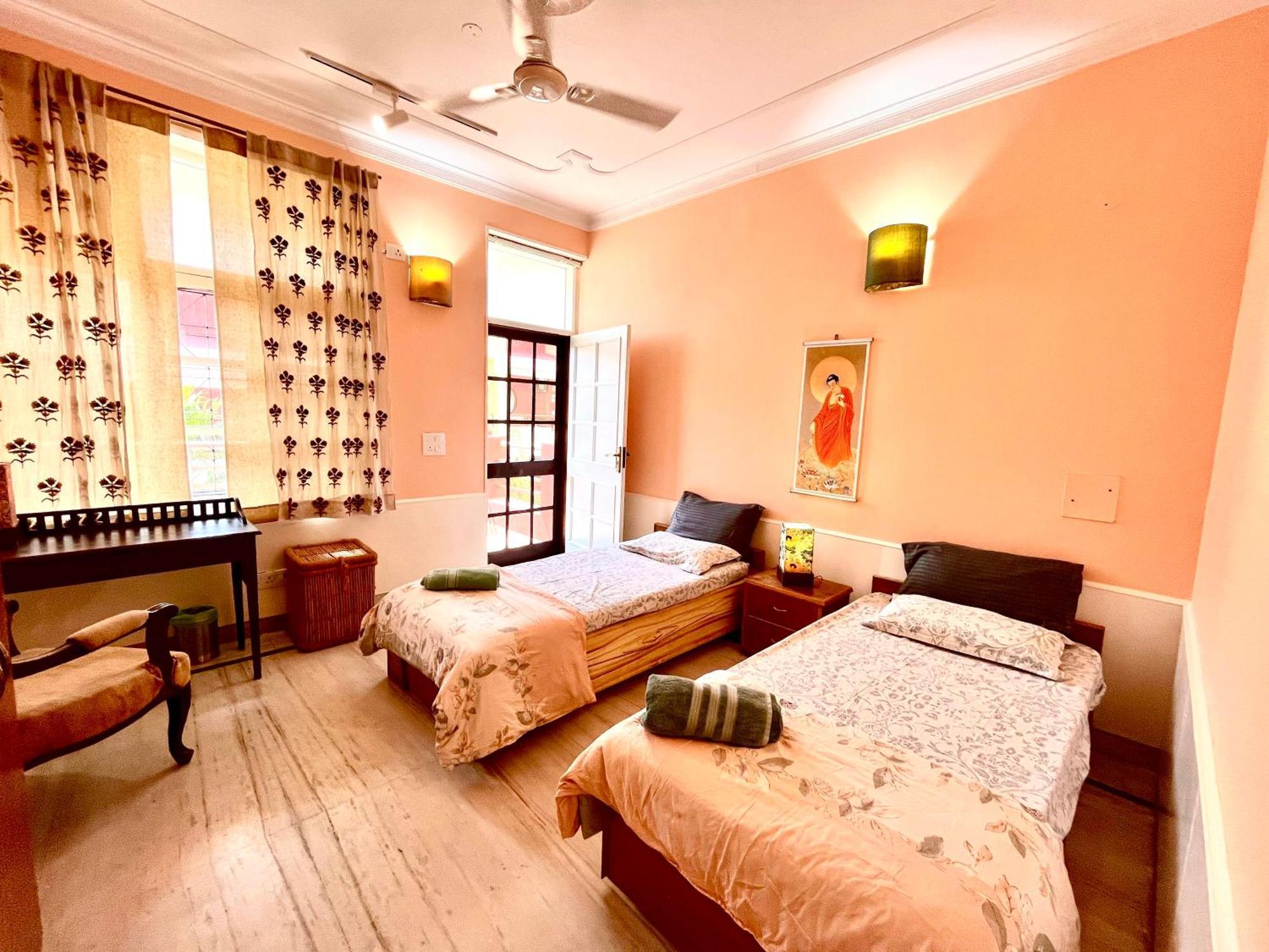 Ganga Vatika Boutique Hotel, Rishikesh Exterior photo