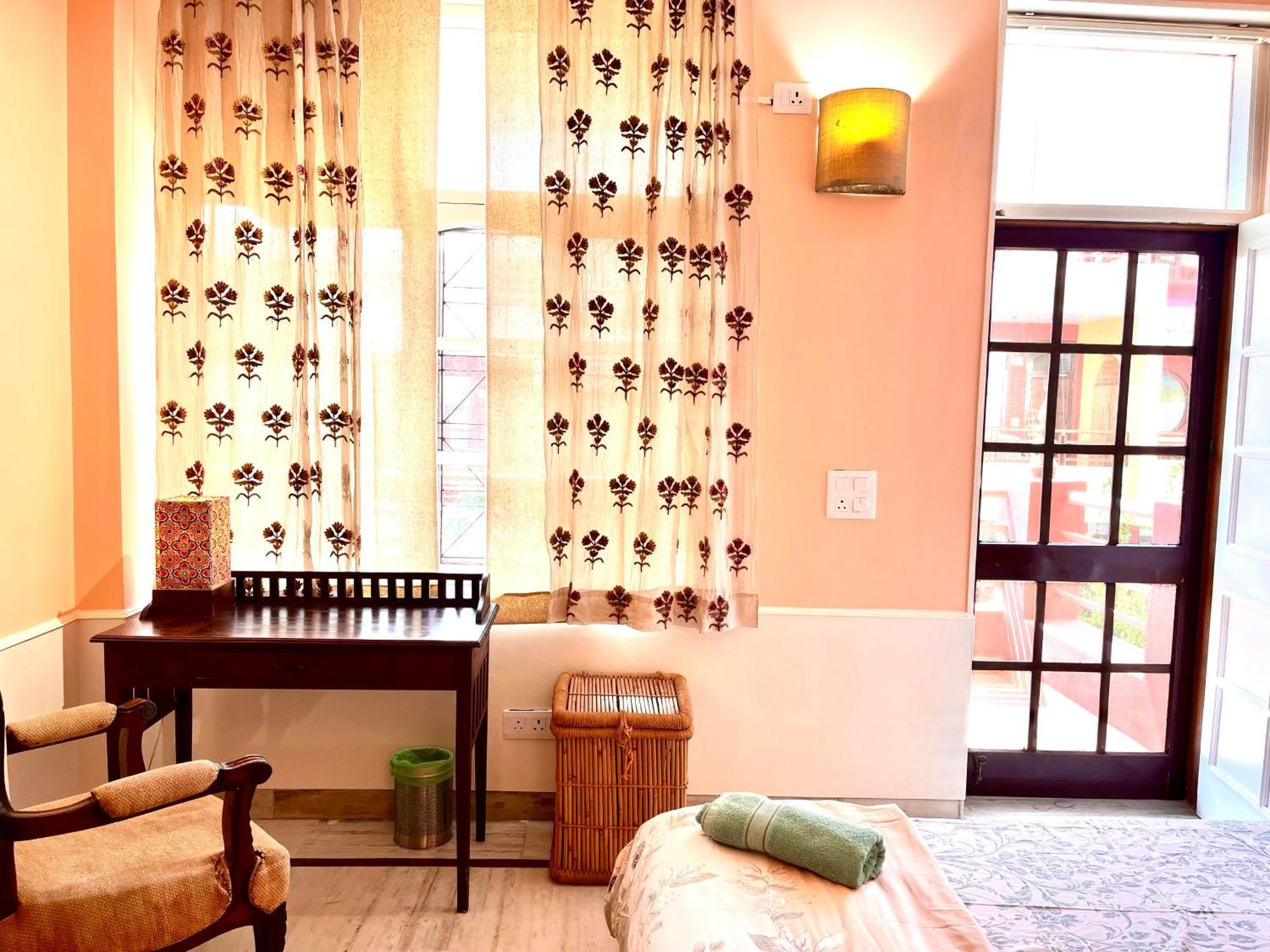 Ganga Vatika Boutique Hotel, Rishikesh Exterior photo